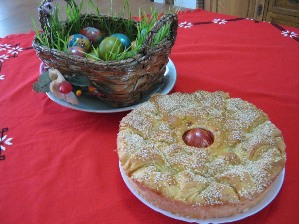 Risto'S Guest House Elshani Екстериор снимка